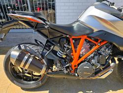 2017 Ktm 1290 SUPER DUKE GT silver