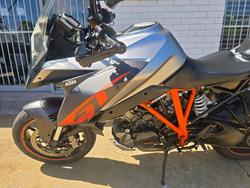 2017 Ktm 1290 SUPER DUKE GT silver