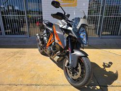 2017 Ktm 1290 SUPER DUKE GT silver