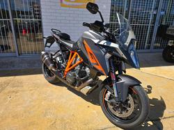 2017 Ktm 1290 SUPER DUKE GT silver