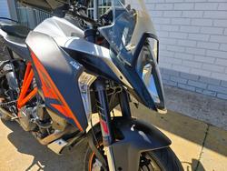 2017 Ktm 1290 SUPER DUKE GT silver