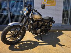 2015 YAMAHA C-SPEC BOLT silver