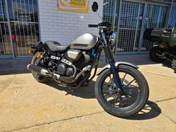 2015 YAMAHA C-SPEC BOLT silver