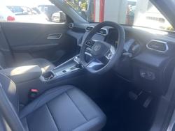 2025 MG ZS Essence Turbo