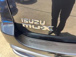 2018 Isuzu MU-X LS-T