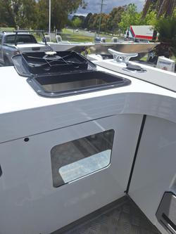 2026 QUINTREX 610 Trident