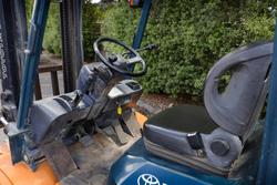 2008 Toyota 4T Forklift Orange