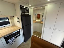 2025 Urban Caravans Tourer 18'9