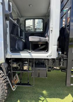 2025 Isuzu N Series NPS 75/45-155 White