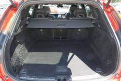 2022 Volvo XC60 B6 R-Design