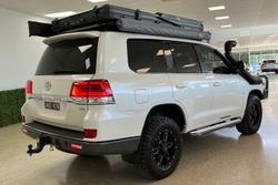 2017 Toyota Landcruiser VX