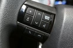 2025 Toyota Hilux SR