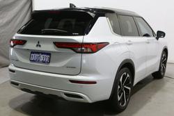 2024 Mitsubishi Outlander Exceed Tourer
