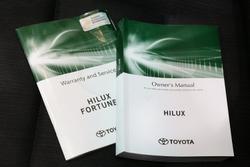 2020 Toyota Hilux SR5