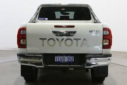 2020 Toyota Hilux SR5
