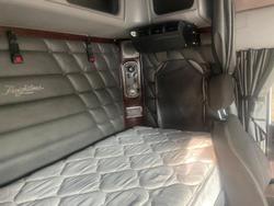 2018 Freightliner Argosy