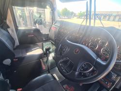 2017 Kenworth T909