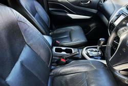 2017 Nissan Navara ST-X