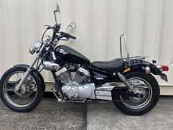 1994 YAMAHA VIRAGO 250 (XV250) Road BLACK