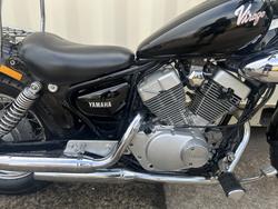 1994 YAMAHA VIRAGO 250 (XV250) Road BLACK