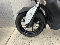 2018 Yamaha XMAX 300 (CZD300A) BLUE