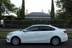 2021 Kia Cerato S BD MY22 Clear White