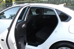 2021 Kia Cerato S BD MY22 Clear White
