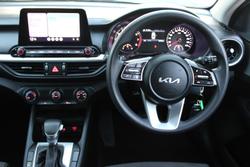 2021 Kia Cerato S BD MY22 Clear White