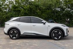 2024 Deepal S07 MY24 Comet White