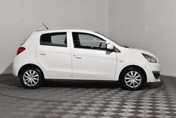 2019 Mitsubishi Mirage ES