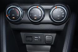 2025 Mazda 2 G15 Evolve