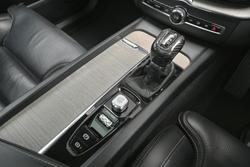 2018 Volvo XC60 D4 Inscription MY19 AWD Crystal White