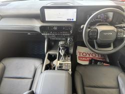 2024 Toyota Landcruiser Prado