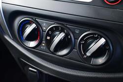 2019 Nissan Navara RX