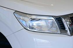 2019 Nissan Navara RX