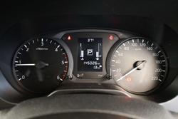 2019 Nissan Navara RX