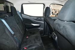 2019 Nissan Navara RX
