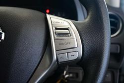 2019 Nissan Navara RX