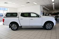 2019 Nissan Navara RX