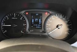 2019 Nissan Navara RX