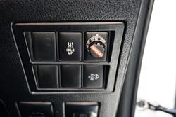 2019 Toyota Hilux SR5