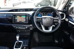 2019 Toyota Hilux SR5