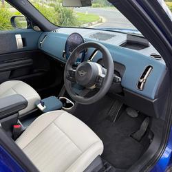 2024 MINI Countryman S Favoured