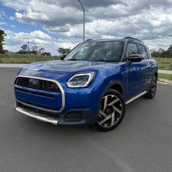 2024 MINI Countryman S Favoured