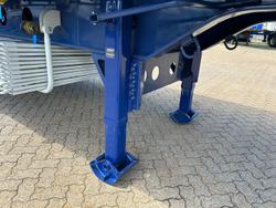 2025 CIMC 45' / 13.7M Flat Top B Trailer, In Brisbane Blue