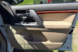 2002 Toyota Landcruiser GXL