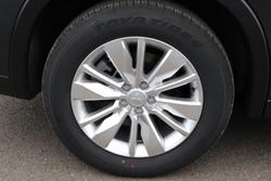 2025 Mitsubishi Outlander ES