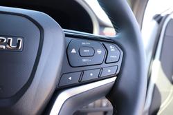 2025 Isuzu MU-X X-TERRAIN