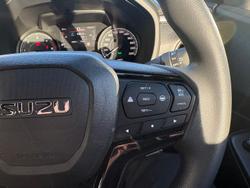 2025 Isuzu D-MAX X-RIDER