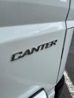 2025 Fuso Canter 515 White